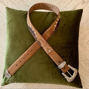 Tony Lama Kaitlyn Crystal Belt sz36